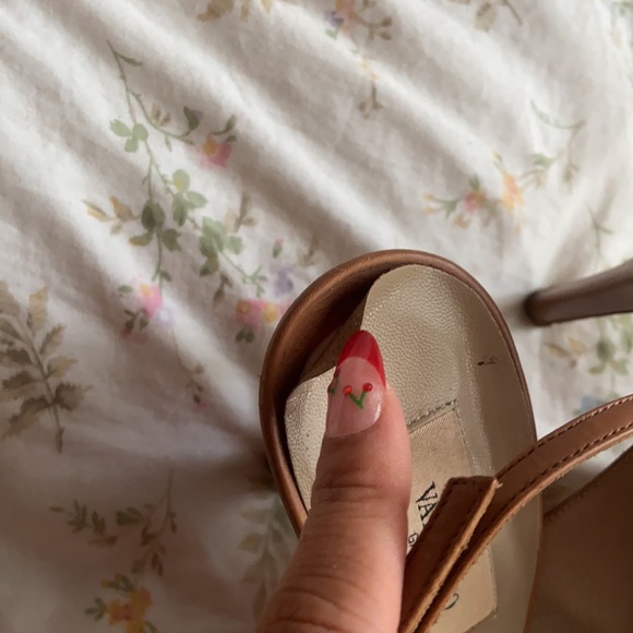 Valentino tan brown bow high heels size 36 - Picture 9 of 15